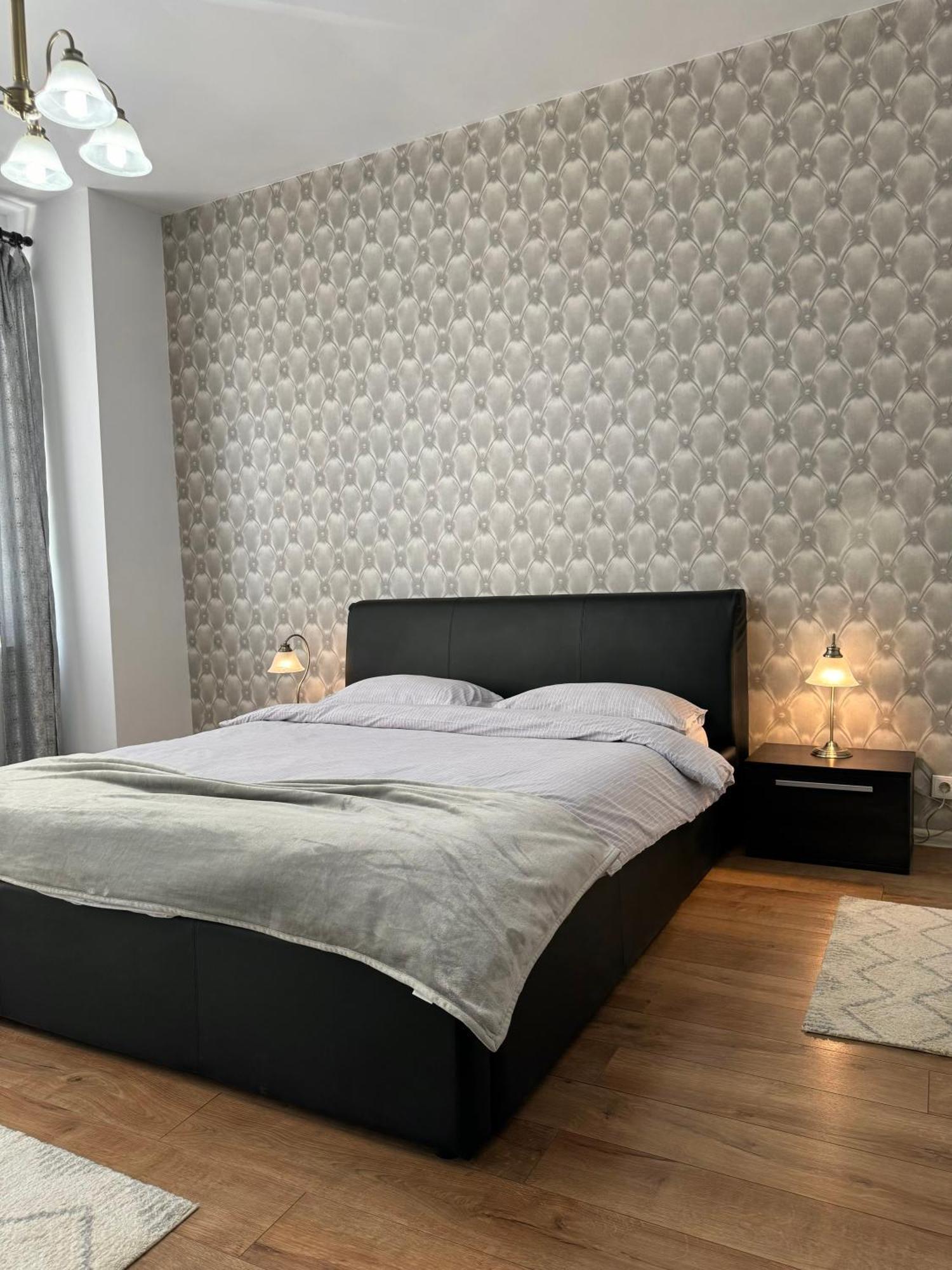 Ada'S Luxury Apartament&Studio - Old City Брашов Экстерьер фото