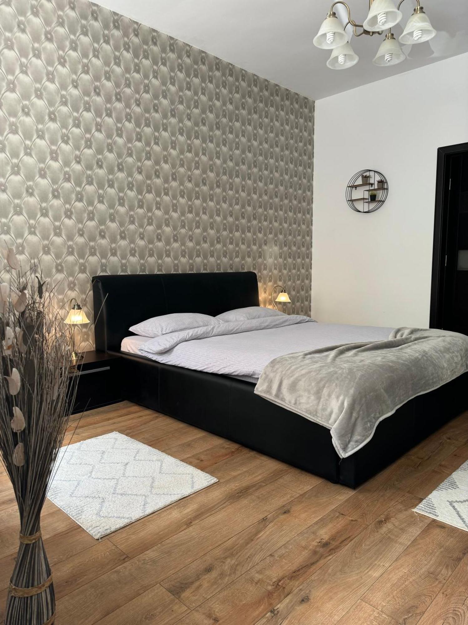 Ada'S Luxury Apartament&Studio - Old City Брашов Экстерьер фото